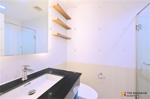 สุขุมวิท ลิฟวิ่ง ทาวน์