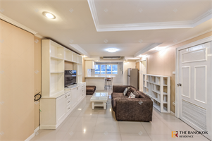 ศรีวรา แมนชั่น