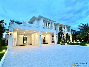 Perfect Masterpiece Sukhumvit 77