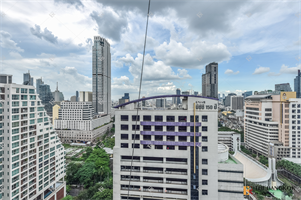 เดอะ ดิโพลแมท สาทร