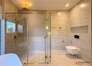 BUGAAN  Krungthep Kreetha