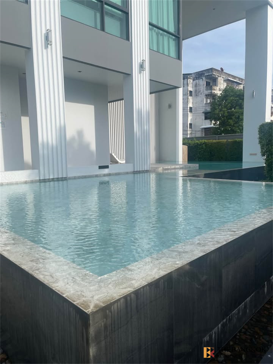 เซนโทร วิภาวดี เซนโทร วิภาวดี