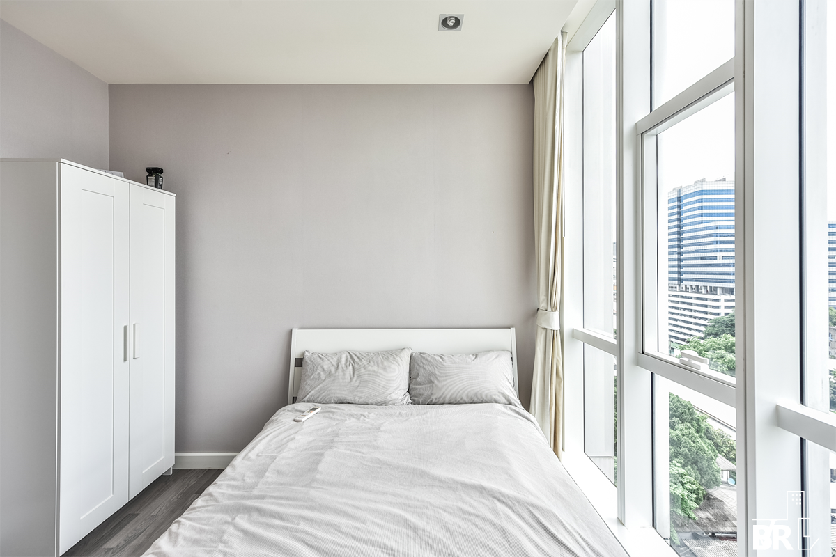 The Room Sathorn - TanonPun