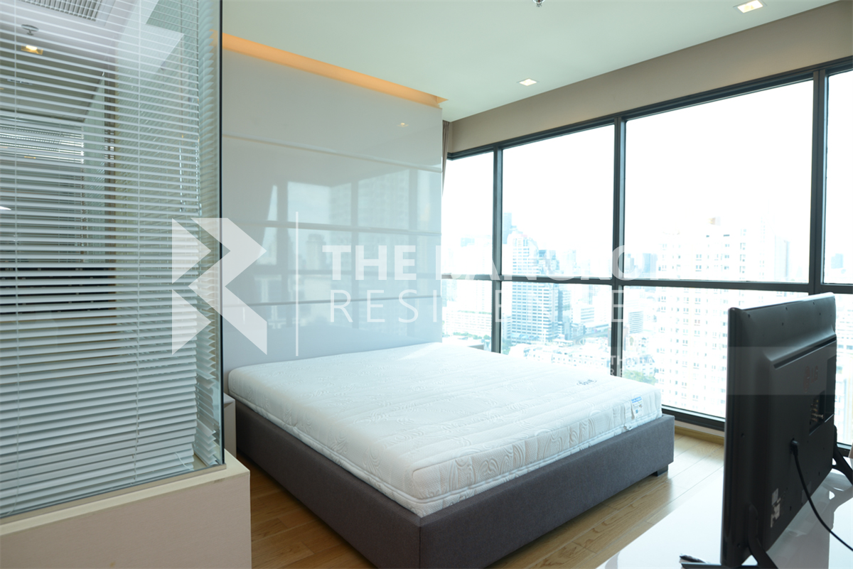 The Address Sathorn 12