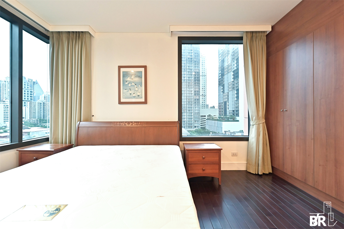 Aguston Sukhumvit 22