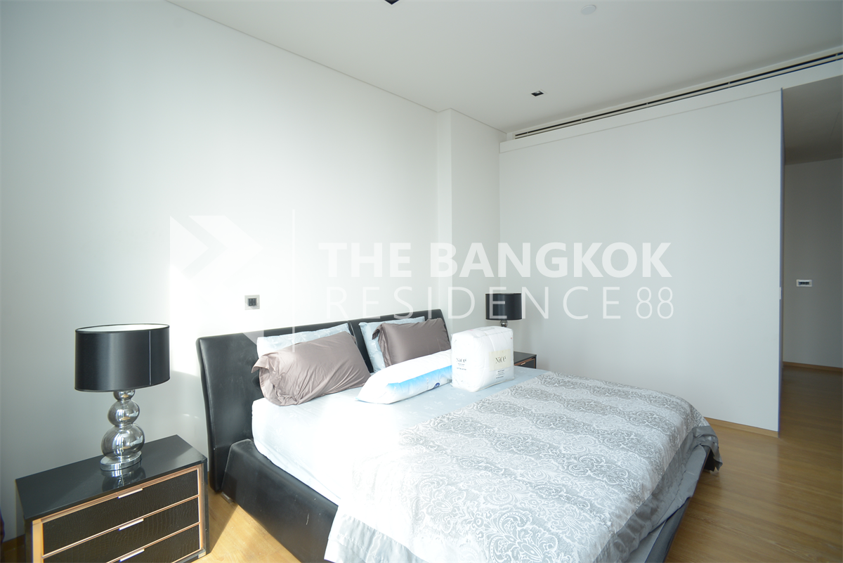 Saladaeng residences