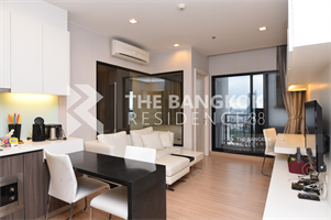 Urbano Absolute Sathon-Taksin