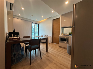 ดิ แอดเดรส สาทร 12