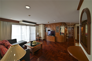 ริชมอนด์ พาเลซ สุขุมวิท 43