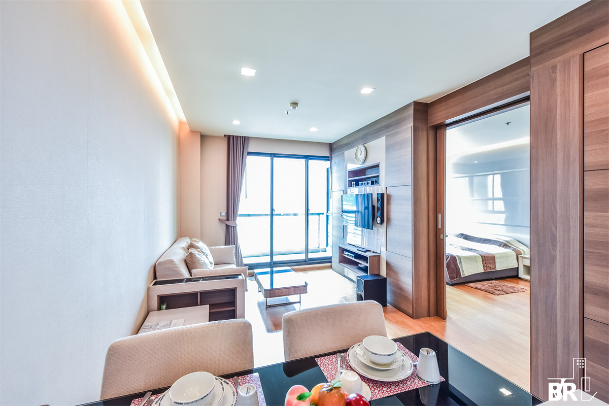 ดิ แอดเดรส สาทร 12