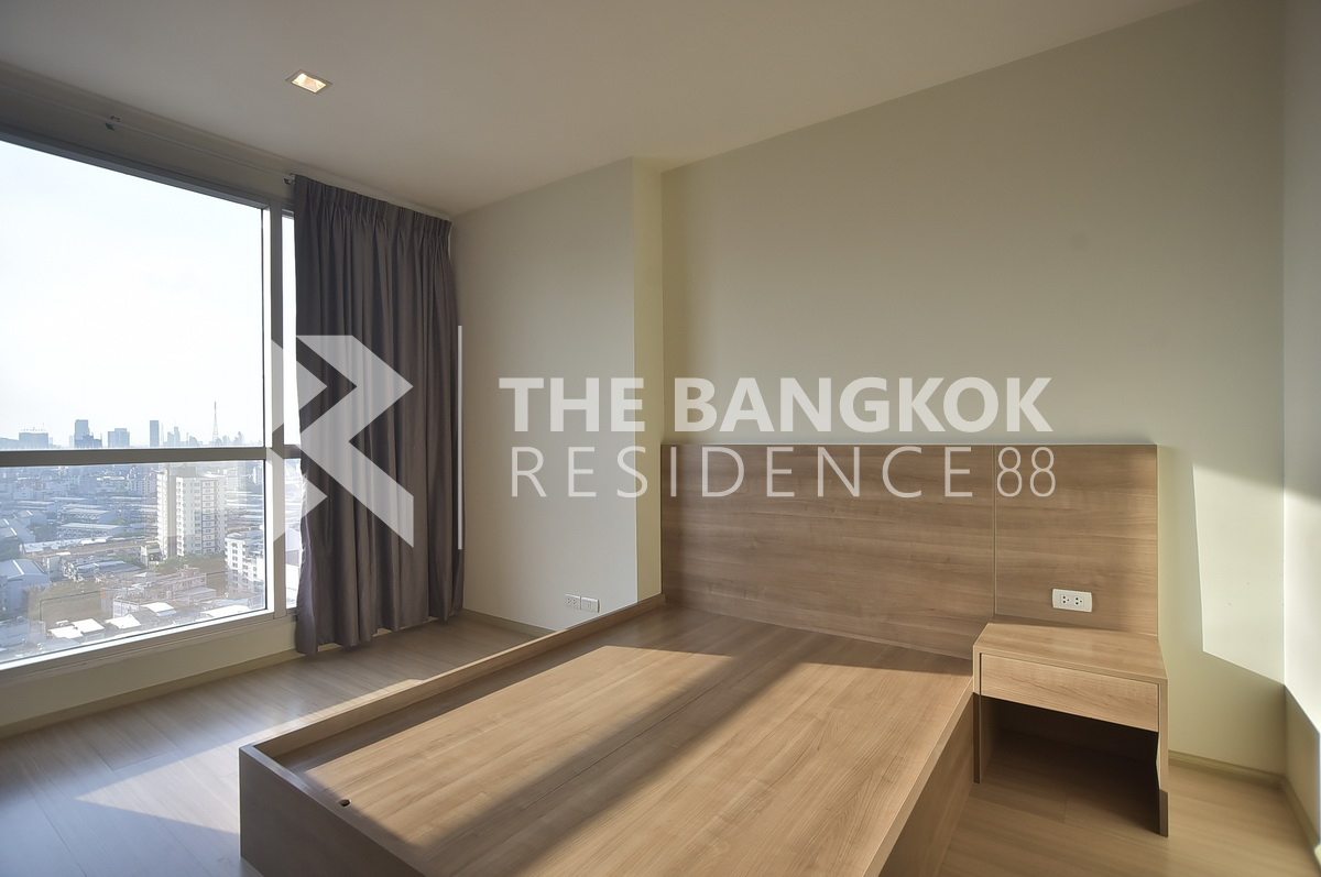 RHYTHM Ratchada-Huaikhwang