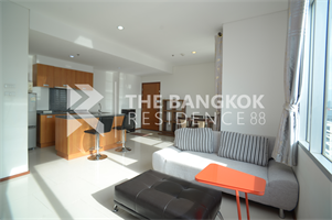 วิลล่า สาทร