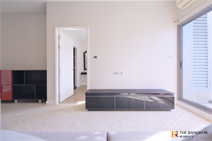 เดอะ เครสท์ สุขุมวิท 34