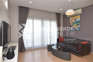 เออร์บาโน่ แอบโซลูท สาทร-ตากสิน