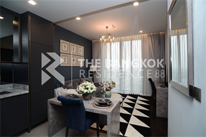 The Monument Sanampao