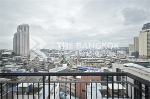 Aguston Sukhumvit 22