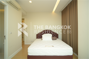 Equinox Phahol-Vipha