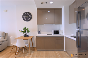 สิริ แอท สุขุมวิท