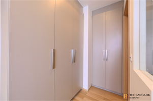 สิริ แอท สุขุมวิท