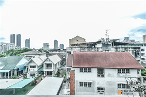 The Bangkok Sathorn-Taksin