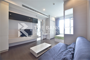 คิว คอนโด อโศก