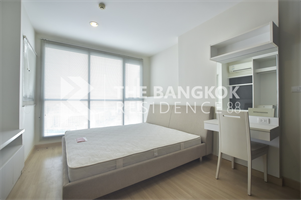 ไลฟ์ แอด ลาดพร้าว 18