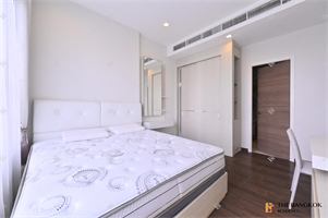 คิว คอนโด อโศก